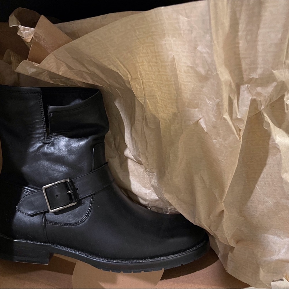 FRYE NATALIE ENGINEER SHORT BOOTS